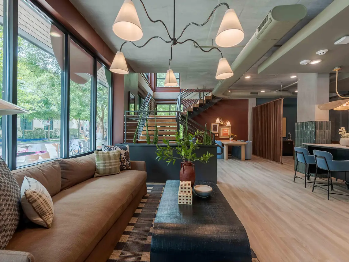 Hall - Austin Nueces - 0