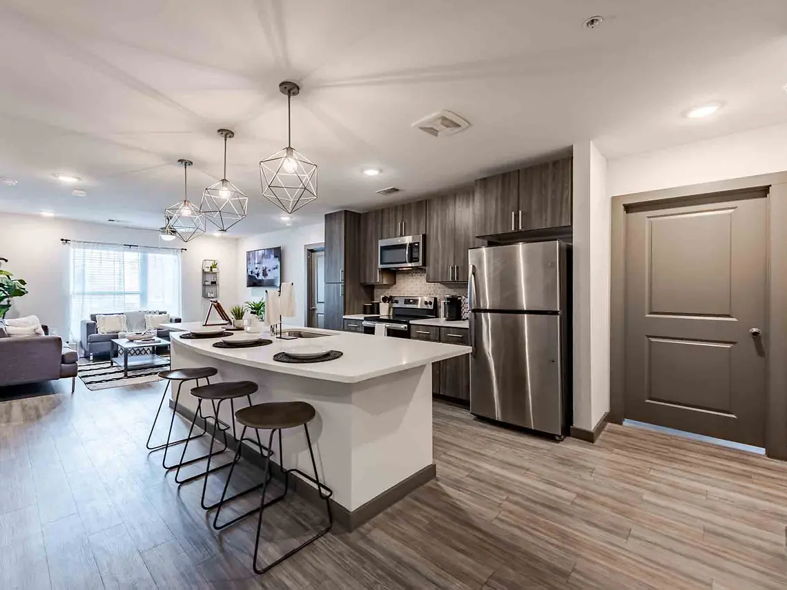 Hall - Austin Rio - 5