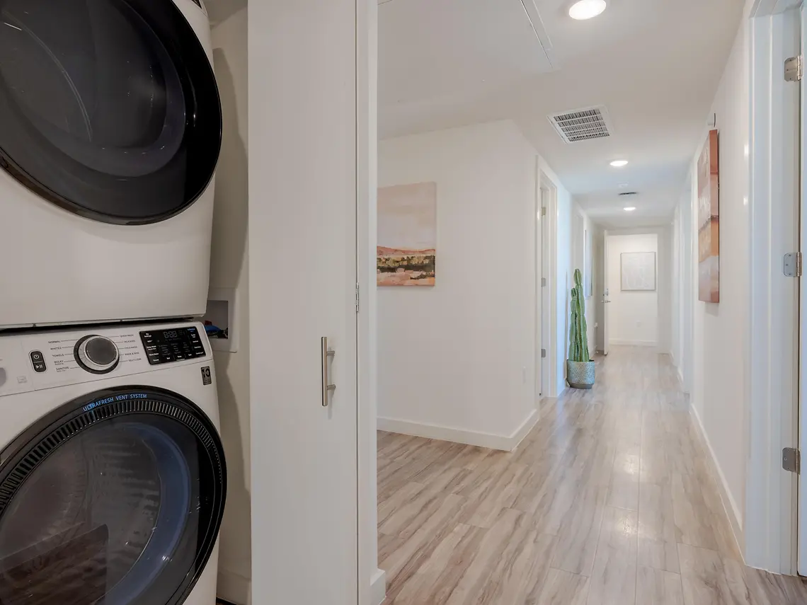 Hall - Austin Waterloo - 5