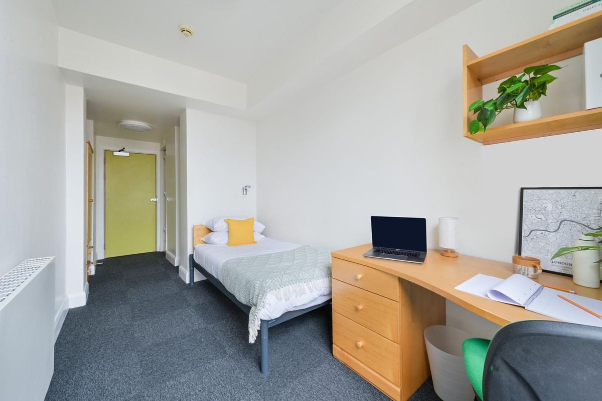 Hall - AXO Waterloo - 6