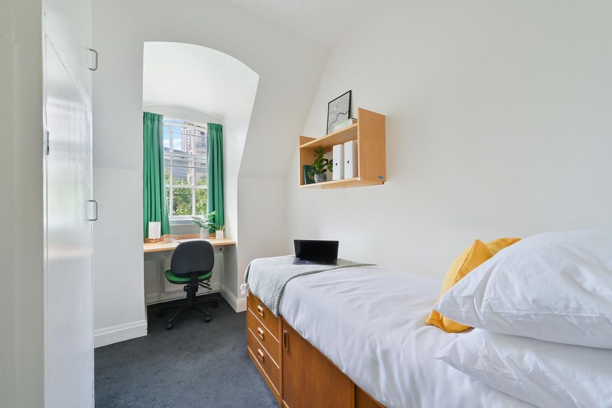 Hall - AXO Waterloo - 7