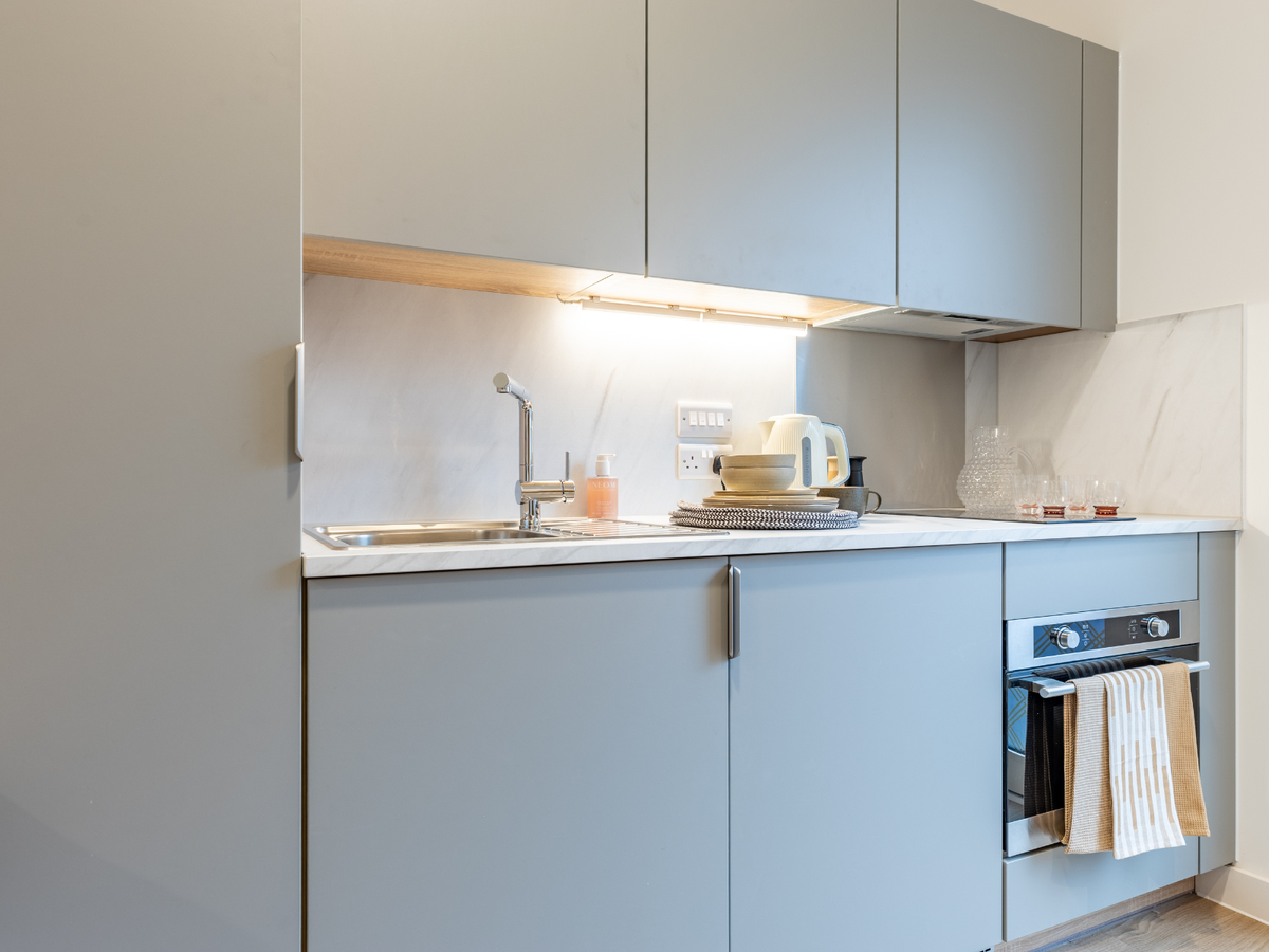 Hall - Beckton House - 2