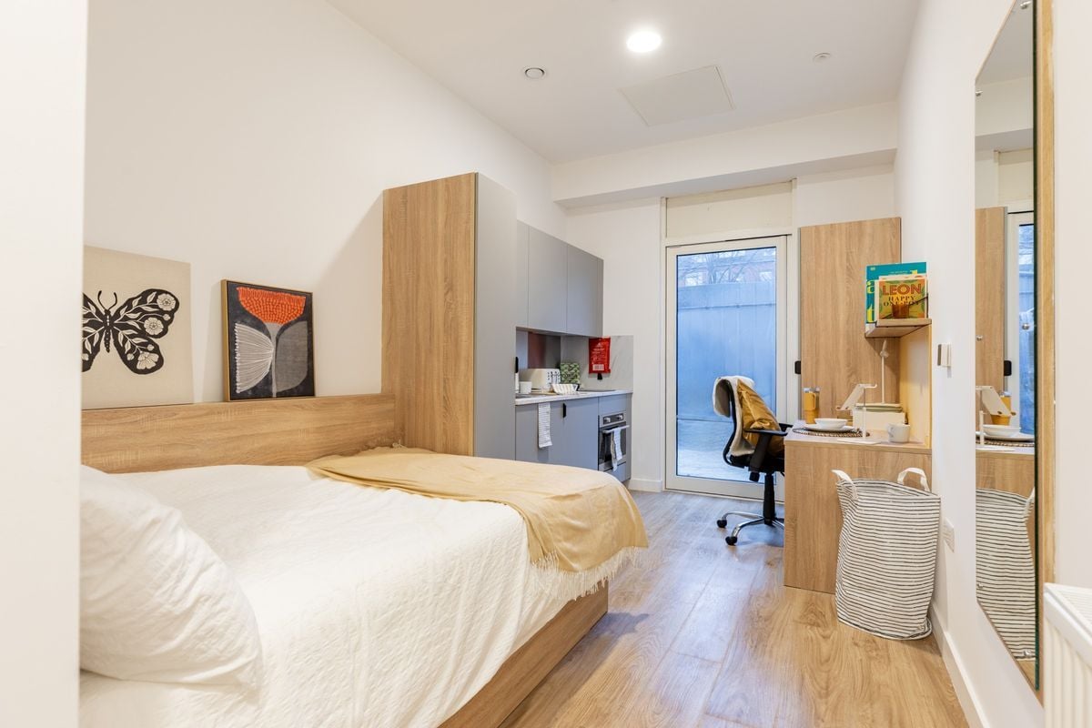 Hall - Beckton House - 0