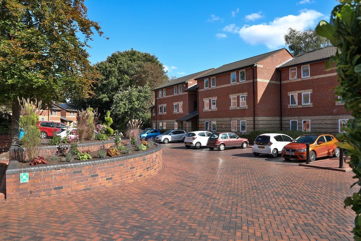 Hall - Beech Gardens - 8