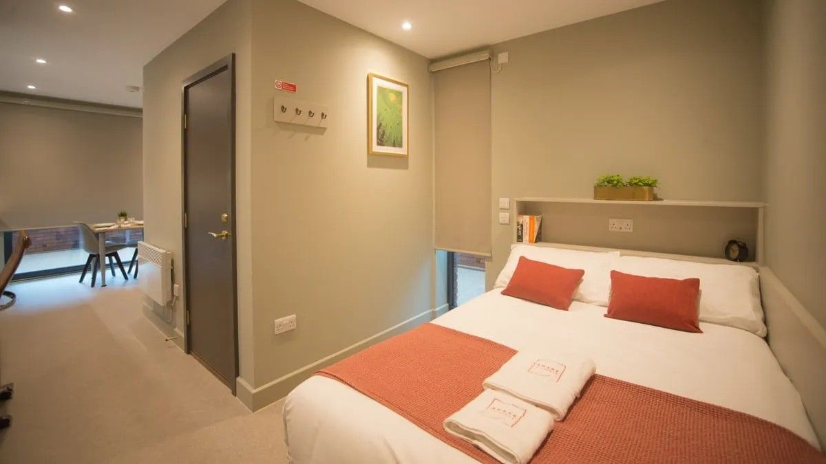 Hall - Beechenhurst House - 1