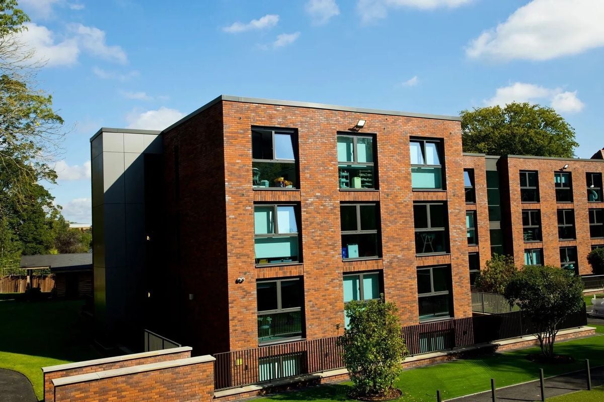 Hall - Beechenhurst House - 8