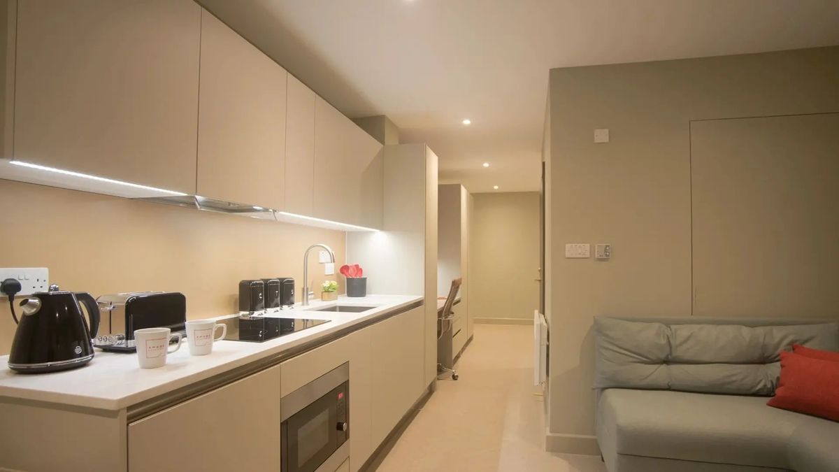 Hall - Beechenhurst House - 5