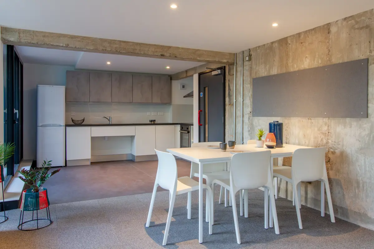 Hall Beton House - 5