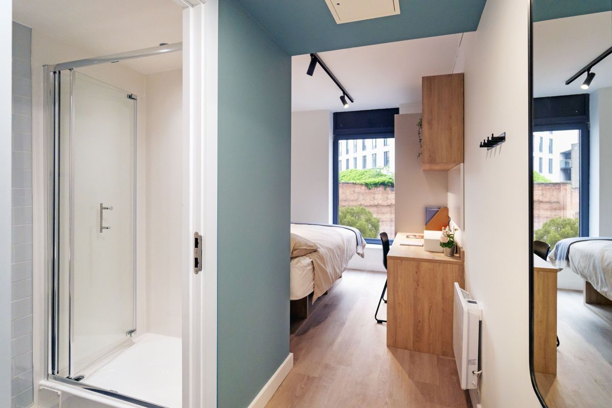 Hall - Bradbury Place - 6
