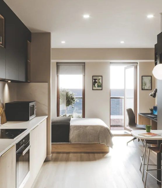 Hall - Briggate Studios - 2