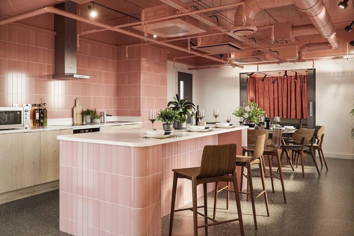 Hall - Briggate Studios - 7