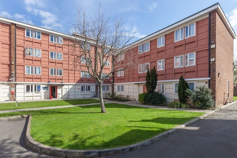 Hall - Brooke Hall - 7