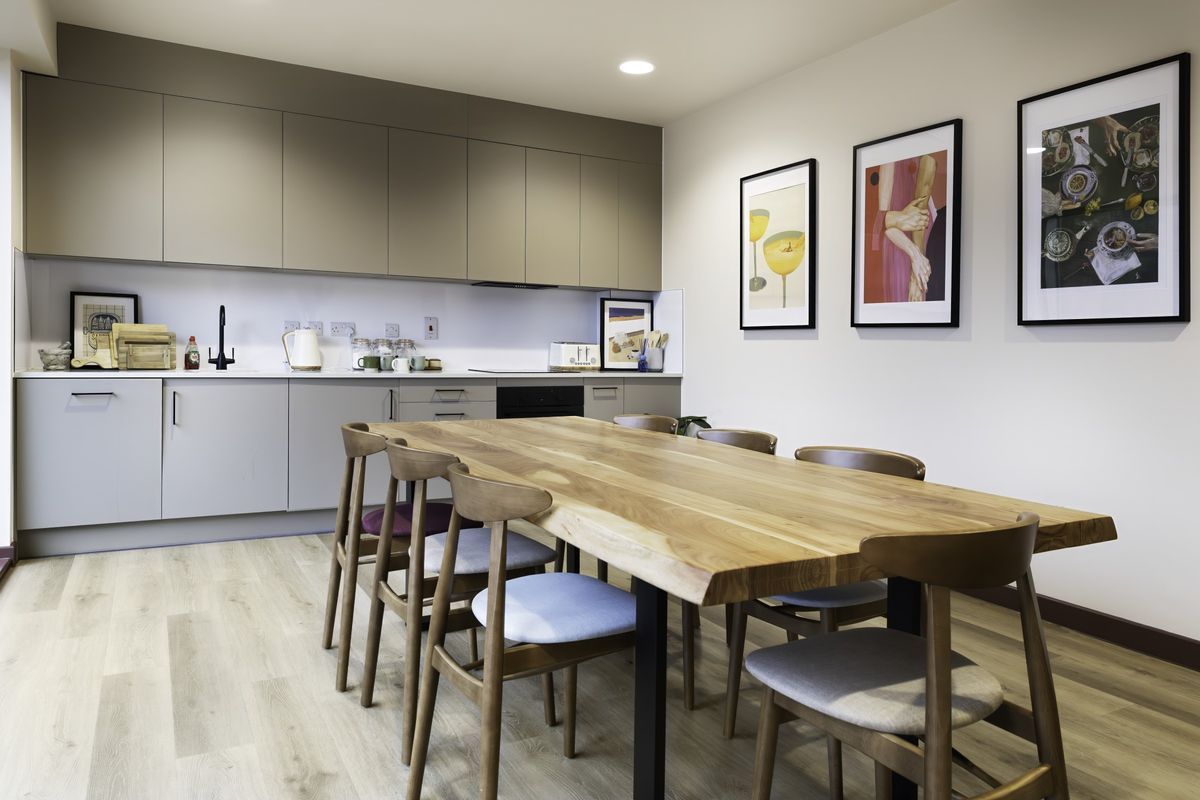 Hall - Burley Studios - 4