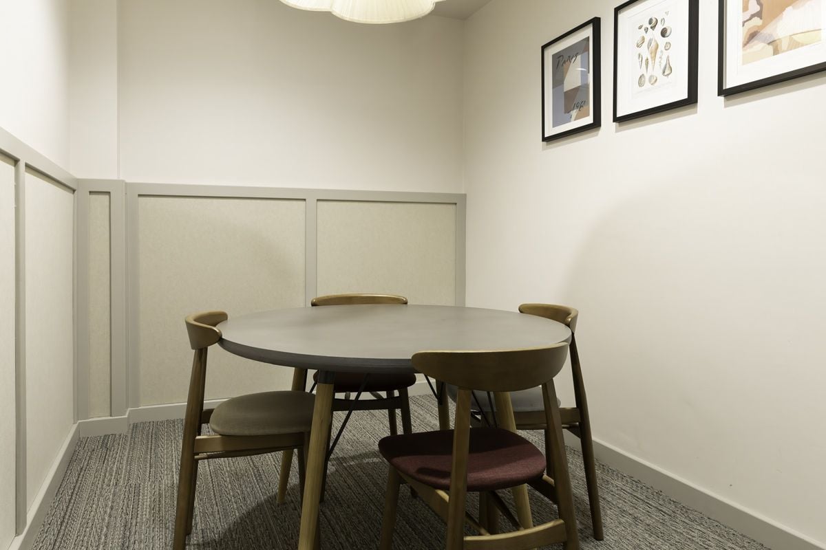 Hall - Burley Studios - 7