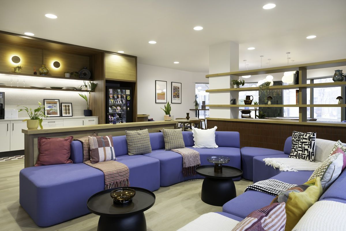 Hall - Burley Studios - 0