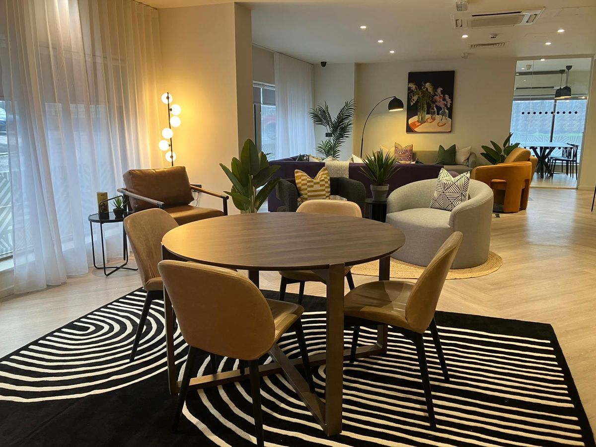 Hall Byrom Point, Liverpool - 10