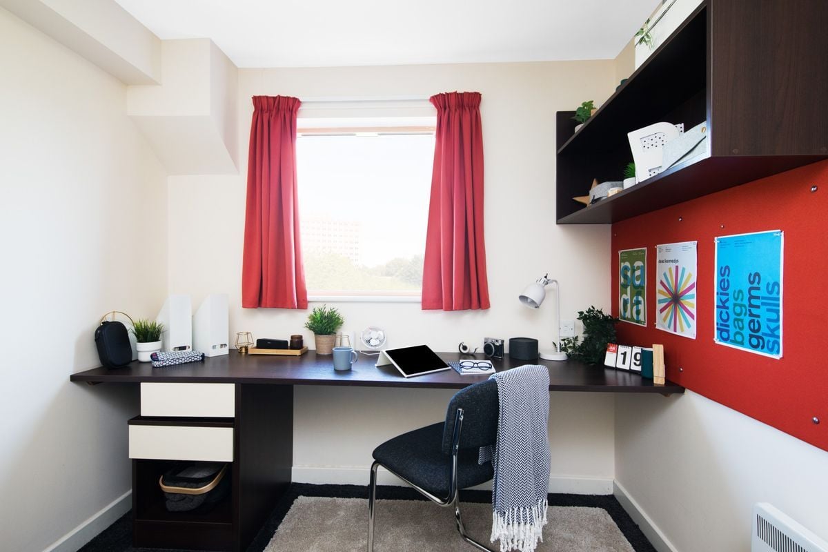 Byron Central, Newcastle upon Tyne 40 Reviews by Students