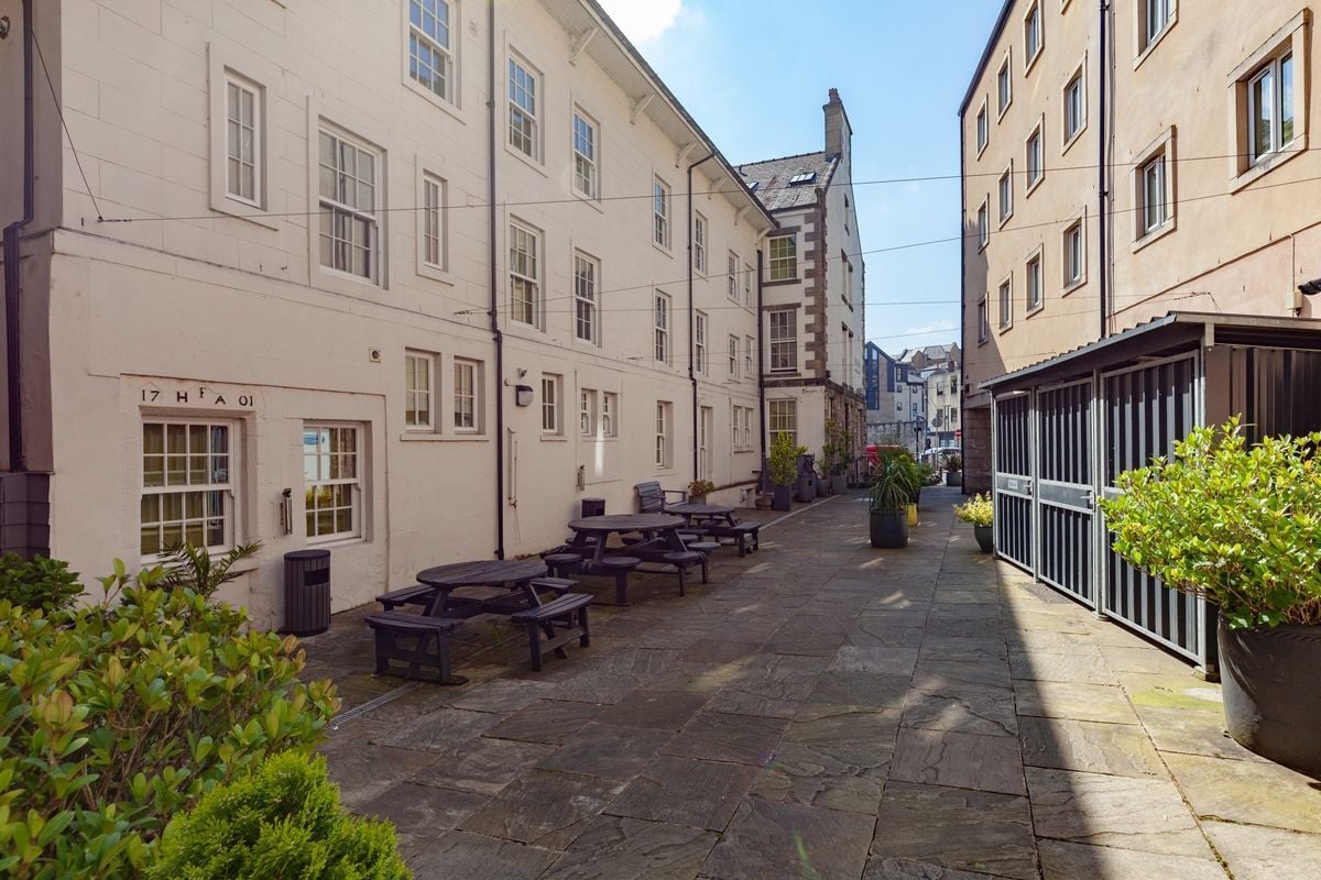 Hall - Cable Street - 6