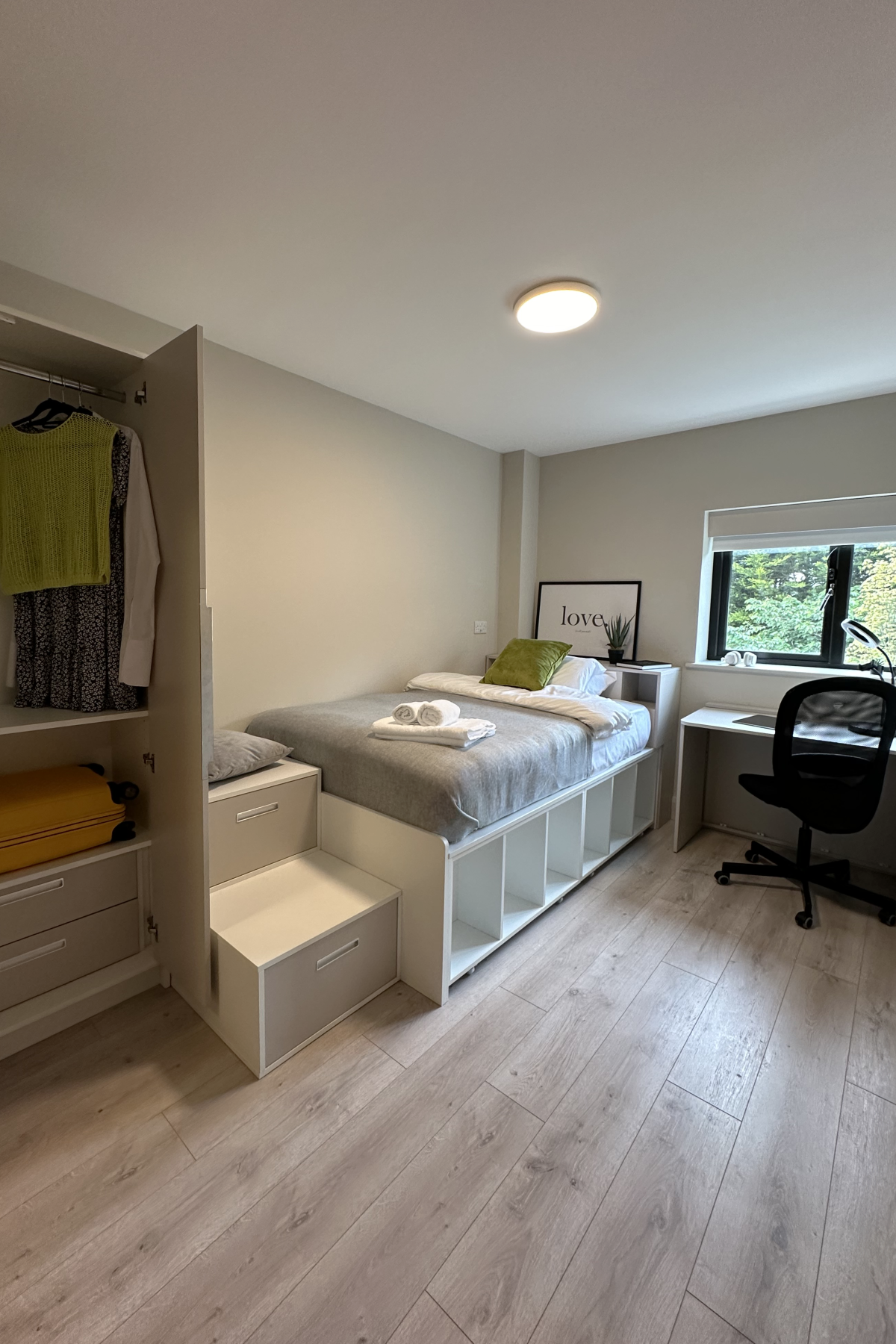 Hall - Canvas Cúirt na Coiribe - 7