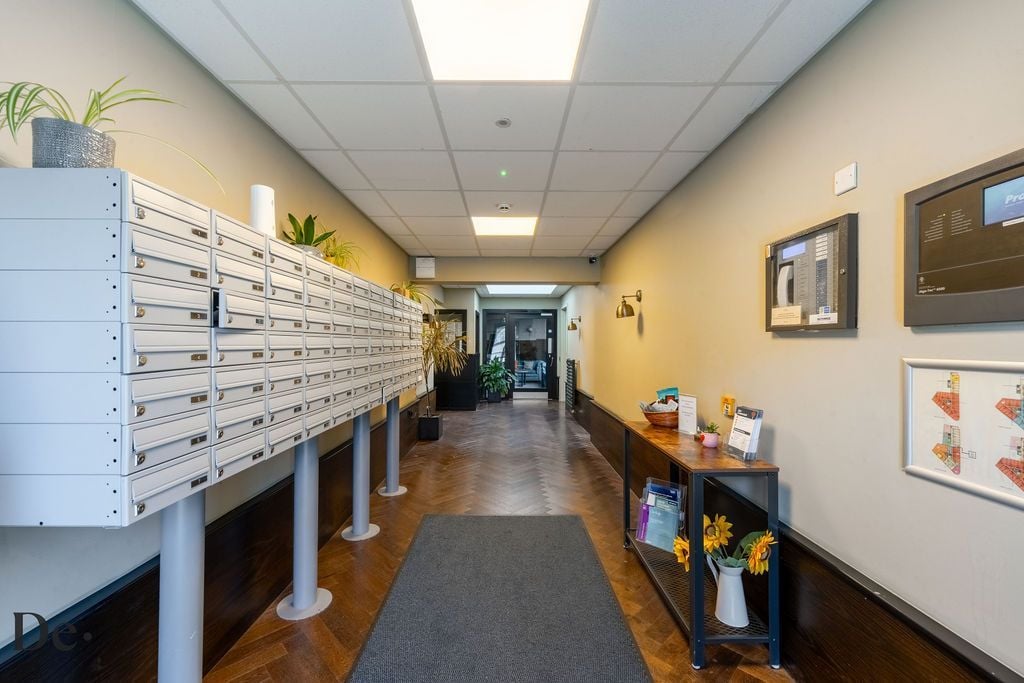 Hall Castle Hill - 3