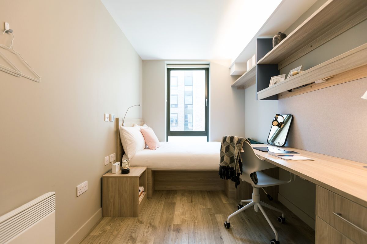 Hall - Caton Court - 0