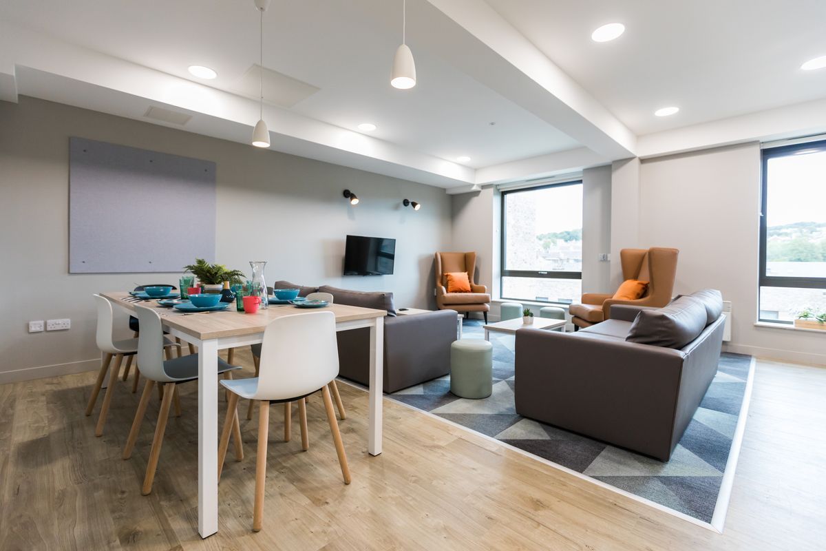 Hall - Caton Court - 8