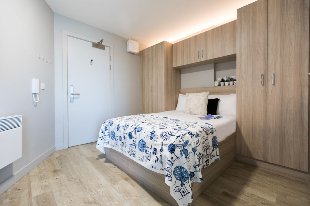 Hall - Caton Court - 5