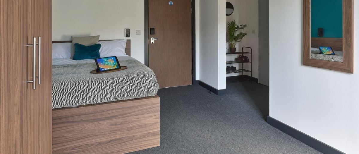 Hall - Cavendish Place - 7