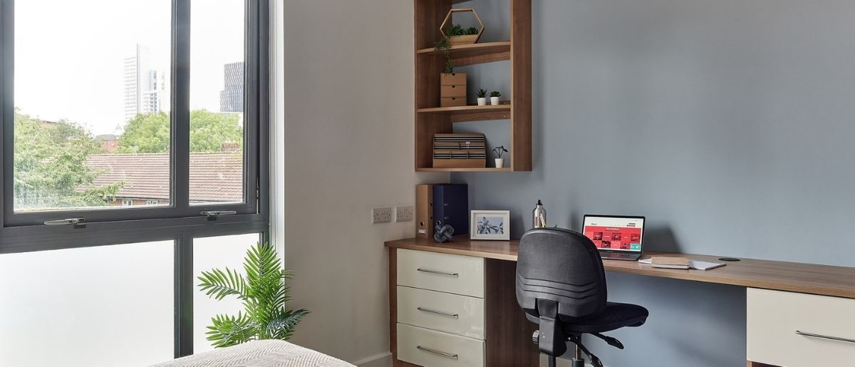 Hall - Cavendish Place - 3