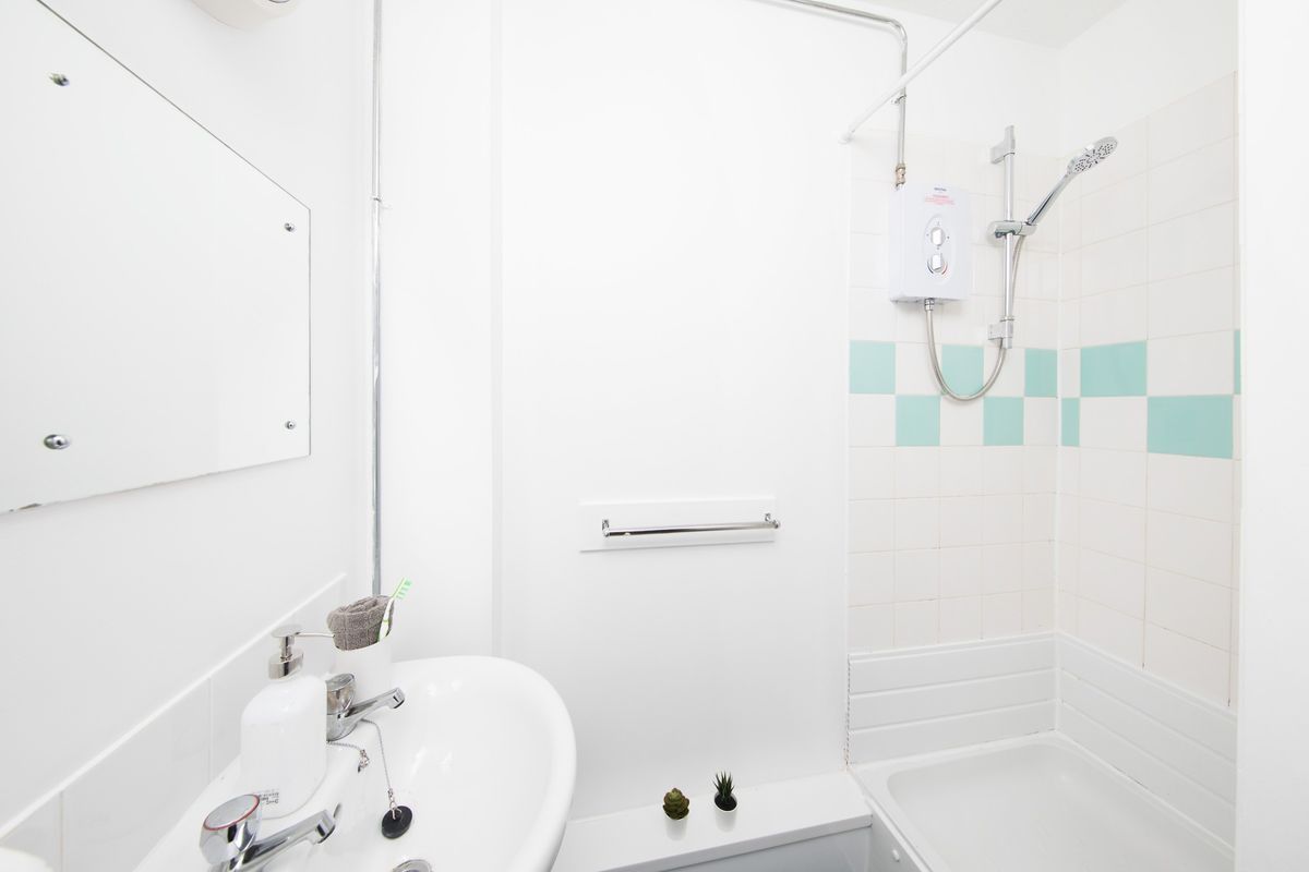 Cedar House Liverpool 10 Verified student reviews