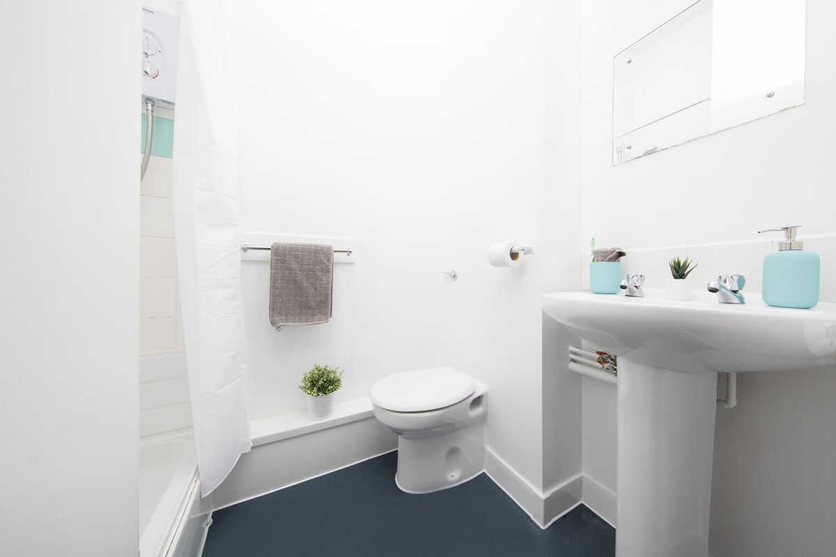 Cedar House Liverpool 10 Verified student reviews