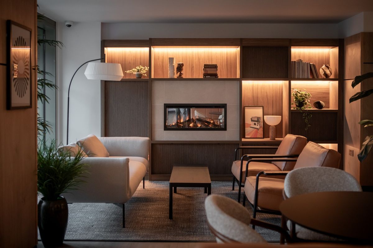 Hall - Centre Court - 2