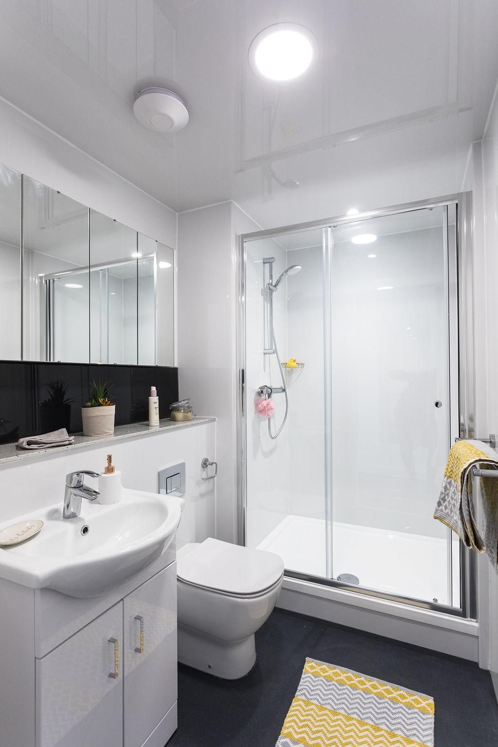 Hall City Heights - Cardiff - 8