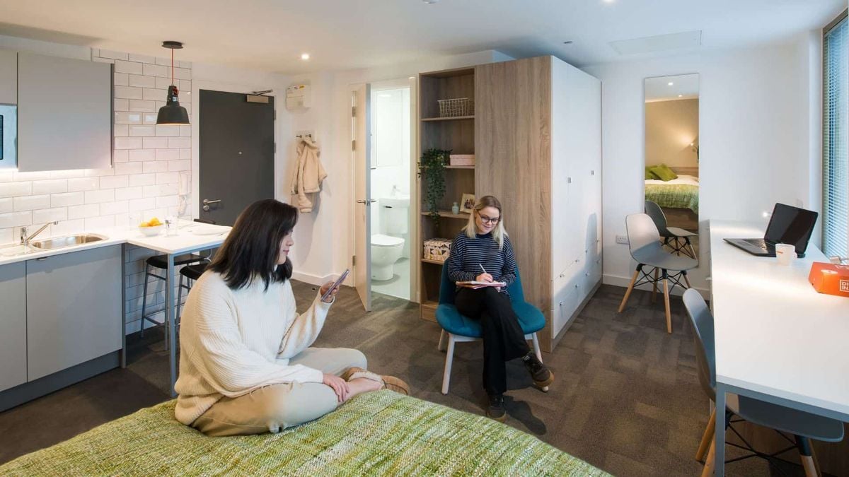 Hall - CityBlock Marton Street - 9