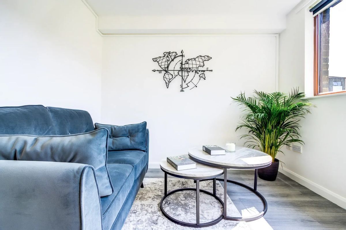 Hall - Clanny House - 4