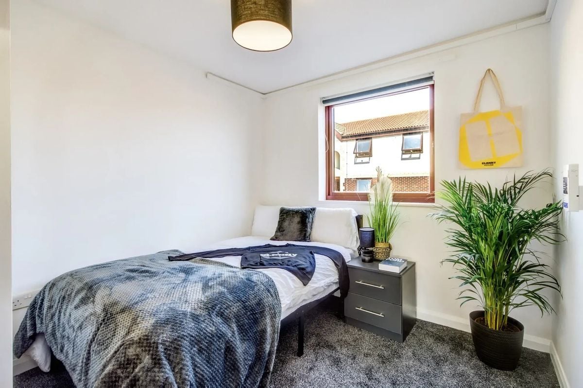 Hall - Clanny House - 7