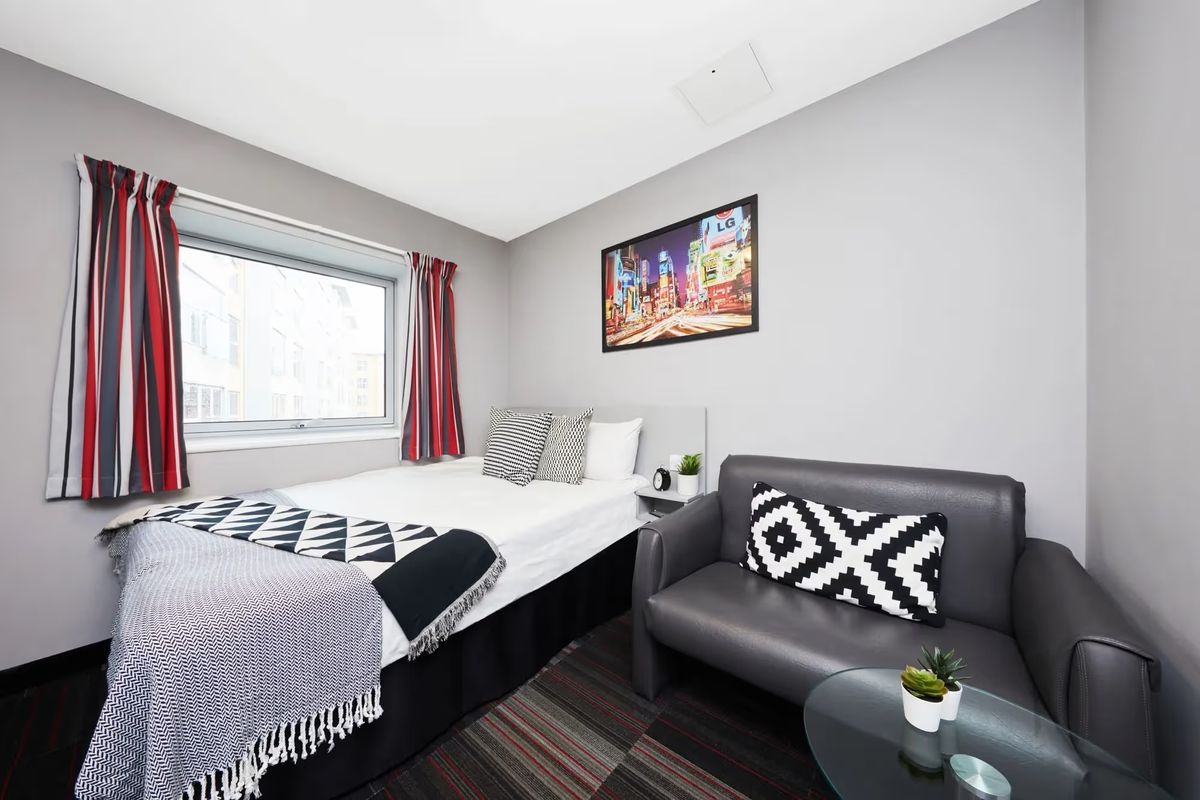 Hall Clarendon Street - 4