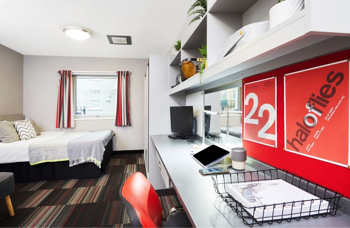 Hall Clarendon Street - 0