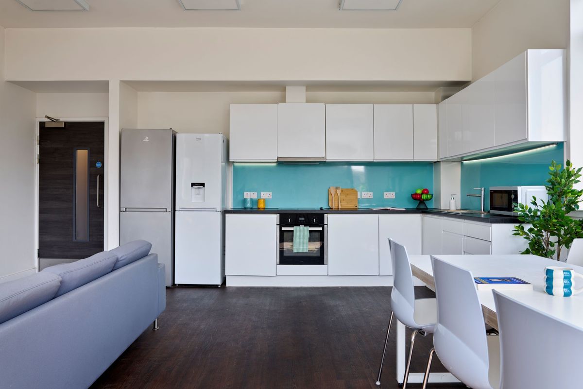 Hall - Clifton & Stewart House - 8