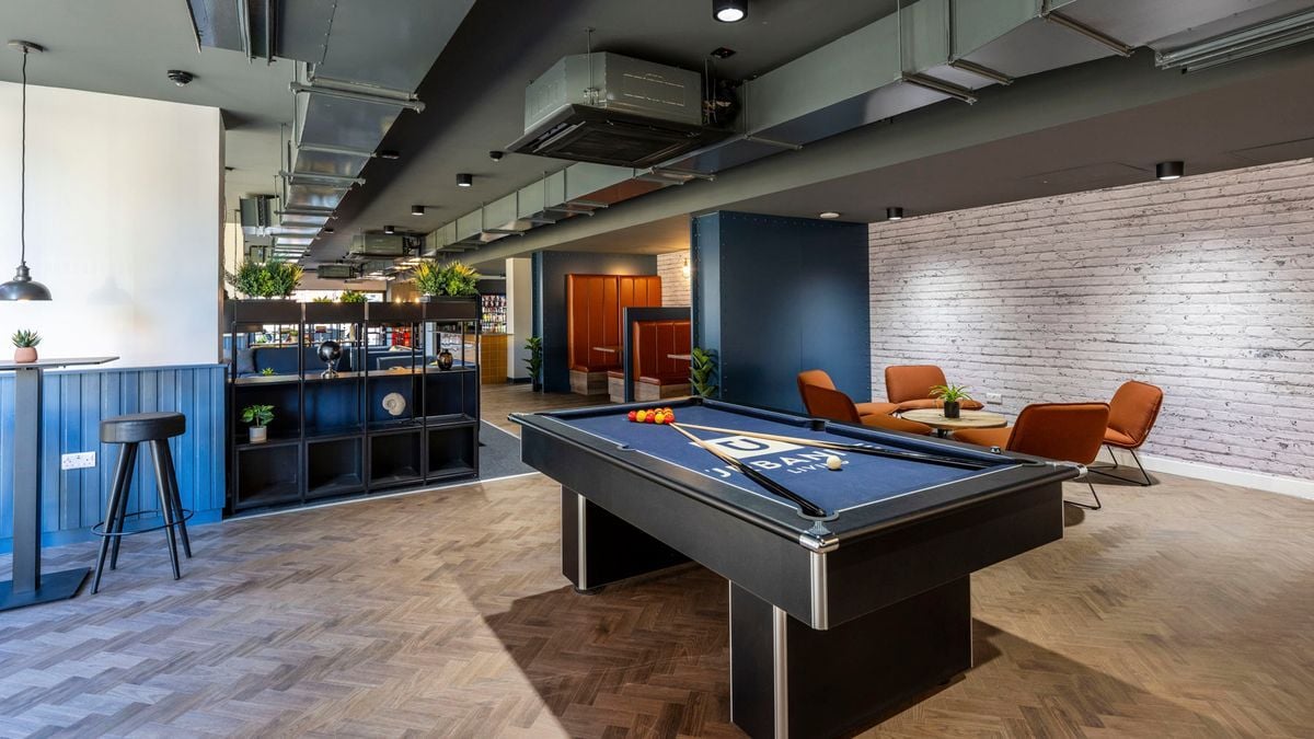 Hall - Clyde Court - 7