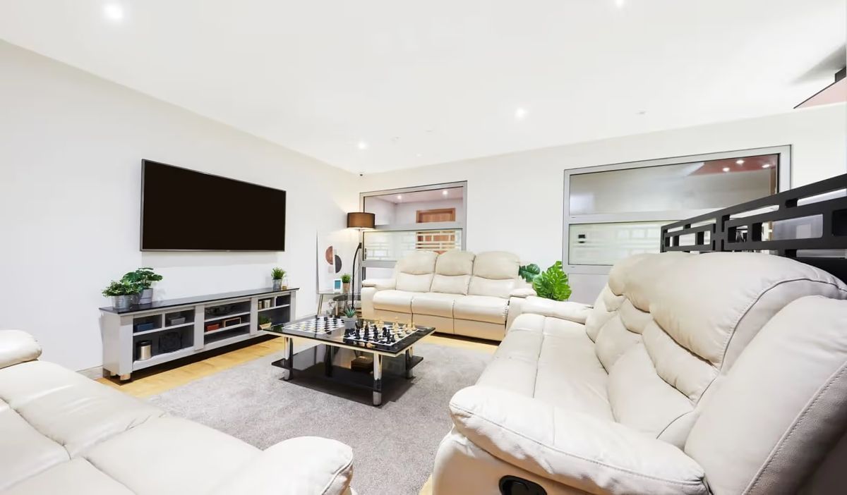 Hall Corporation Village - 7