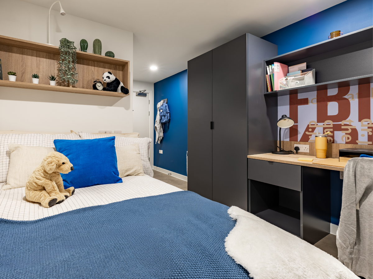 Hall - Croft Court - 13