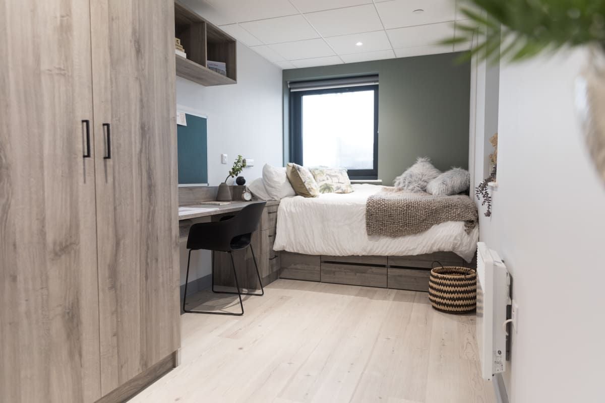 Hall - Crown Place - Swansea - 4