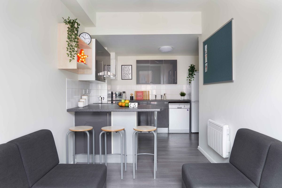 Hall - Culver House - 1