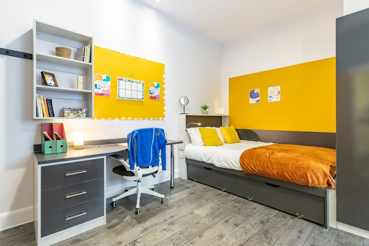 Hall Depot Point - 2