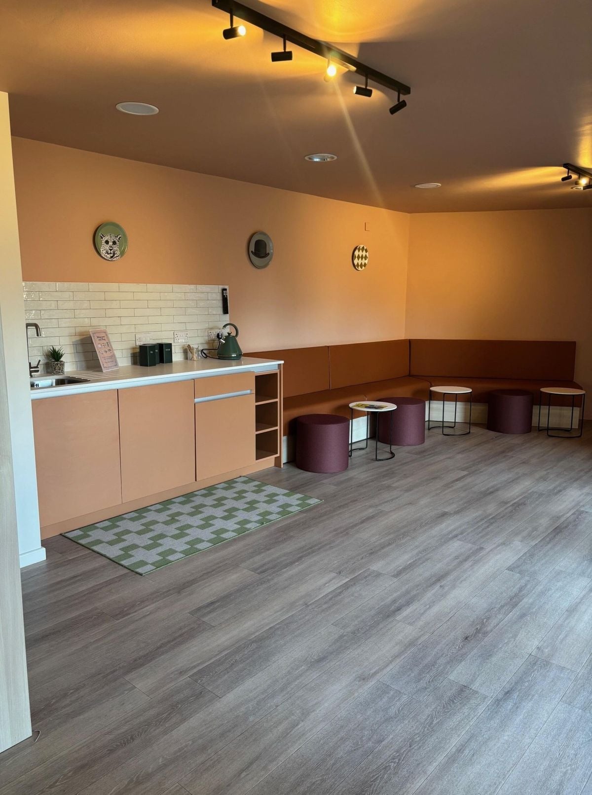 Hall Dobbie Point, Glasgow - 6