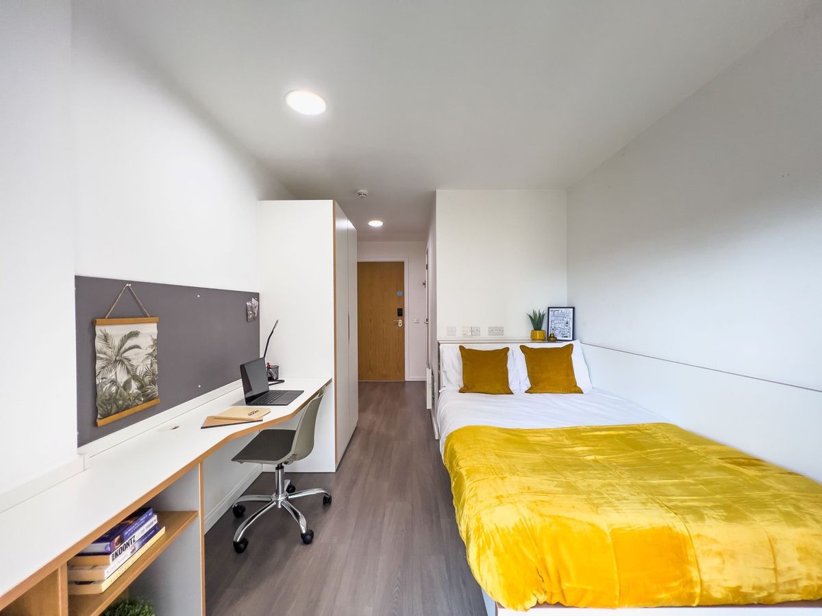 Hall Dobbie Point, Glasgow - 10