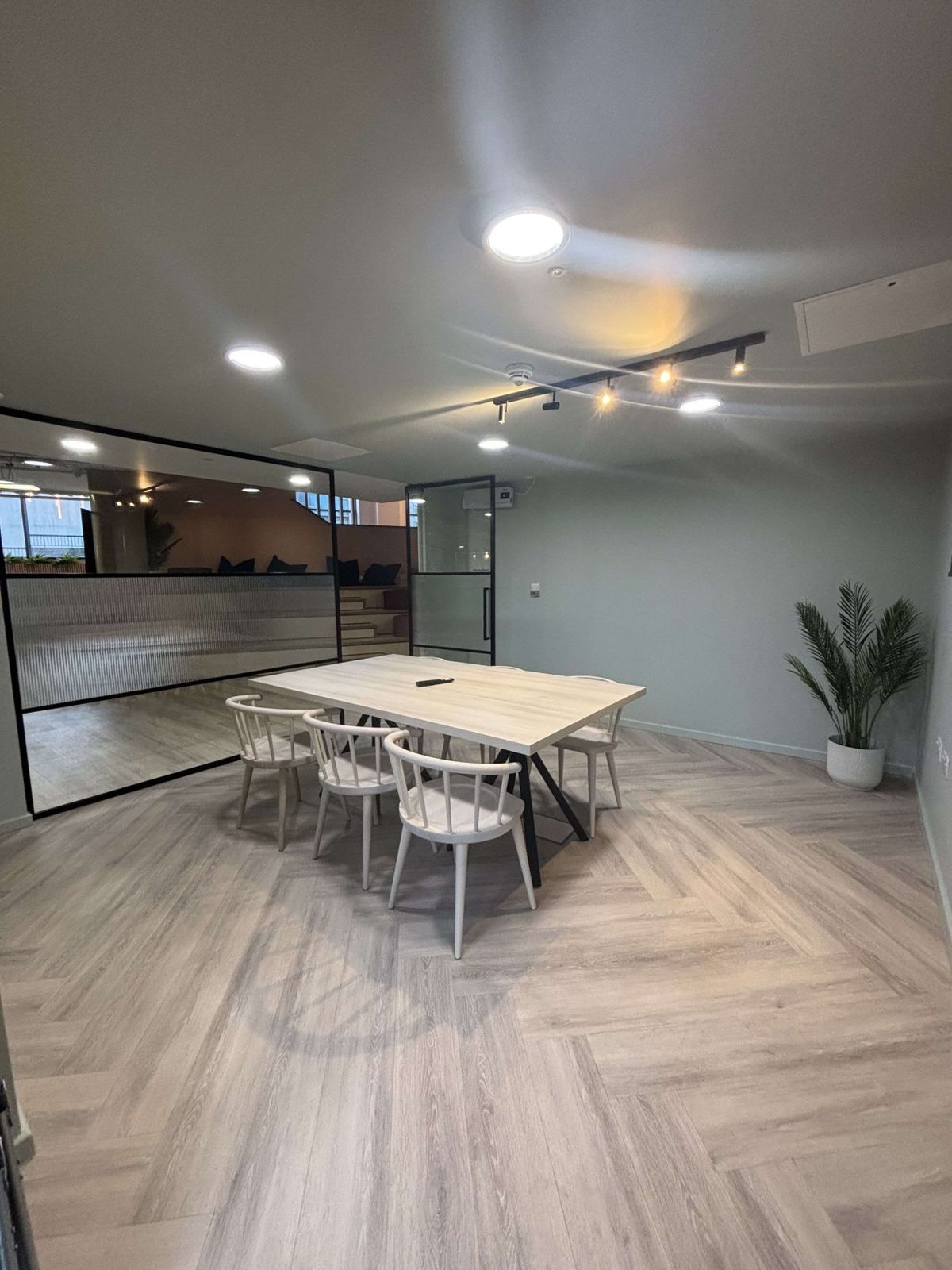 Hall Dobbie Point, Glasgow - 4