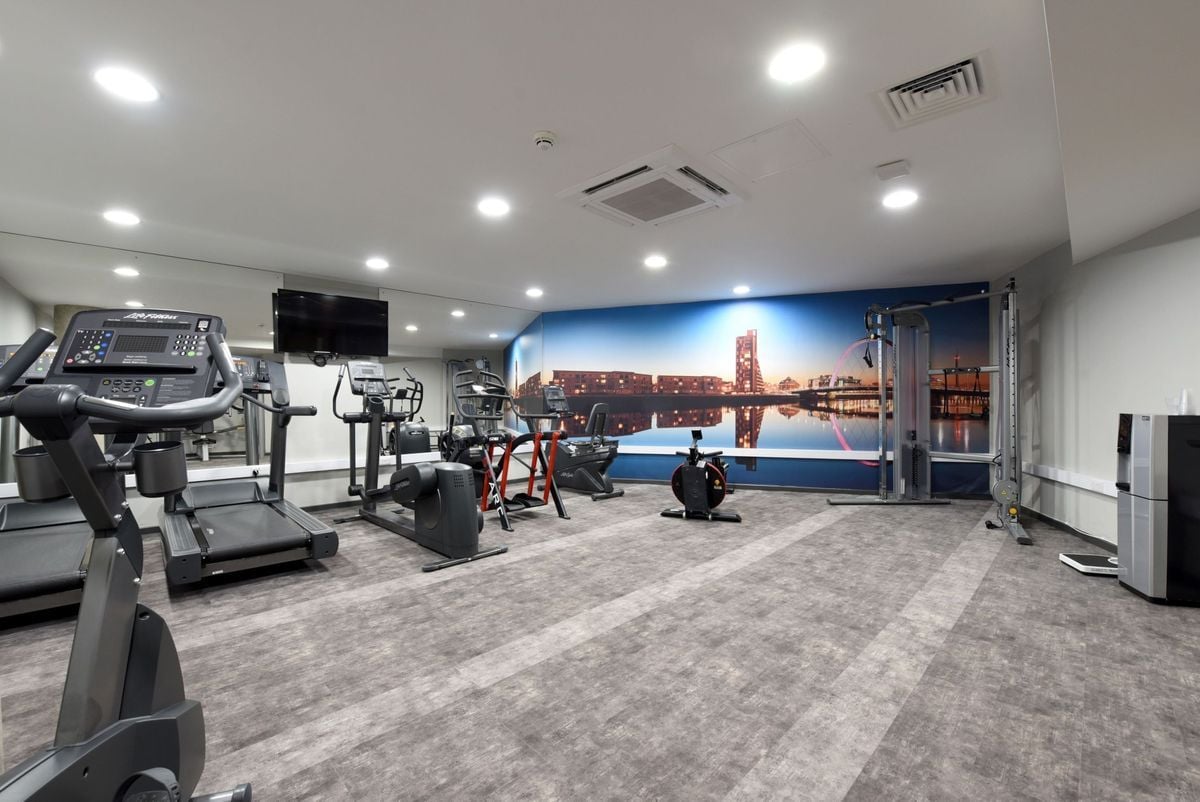 Hall Dobbie Point, Glasgow - 2