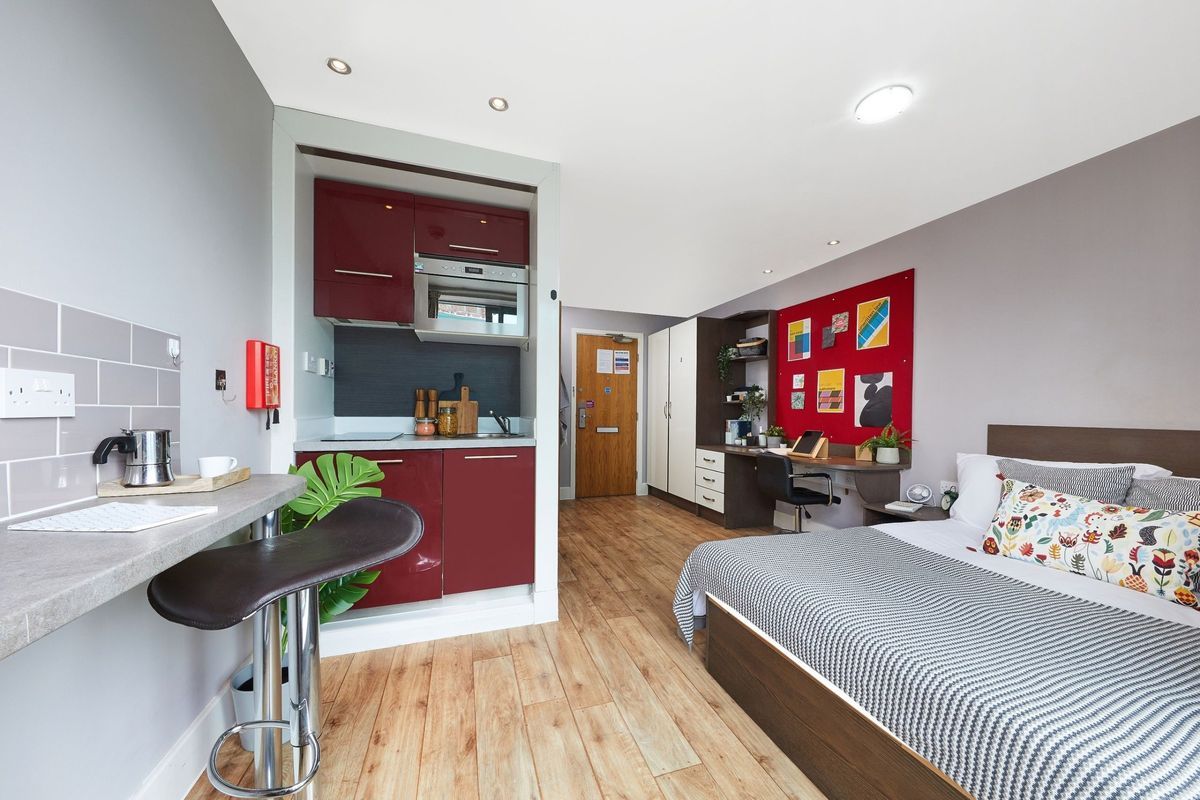 Hall Earlsdon Street - 9